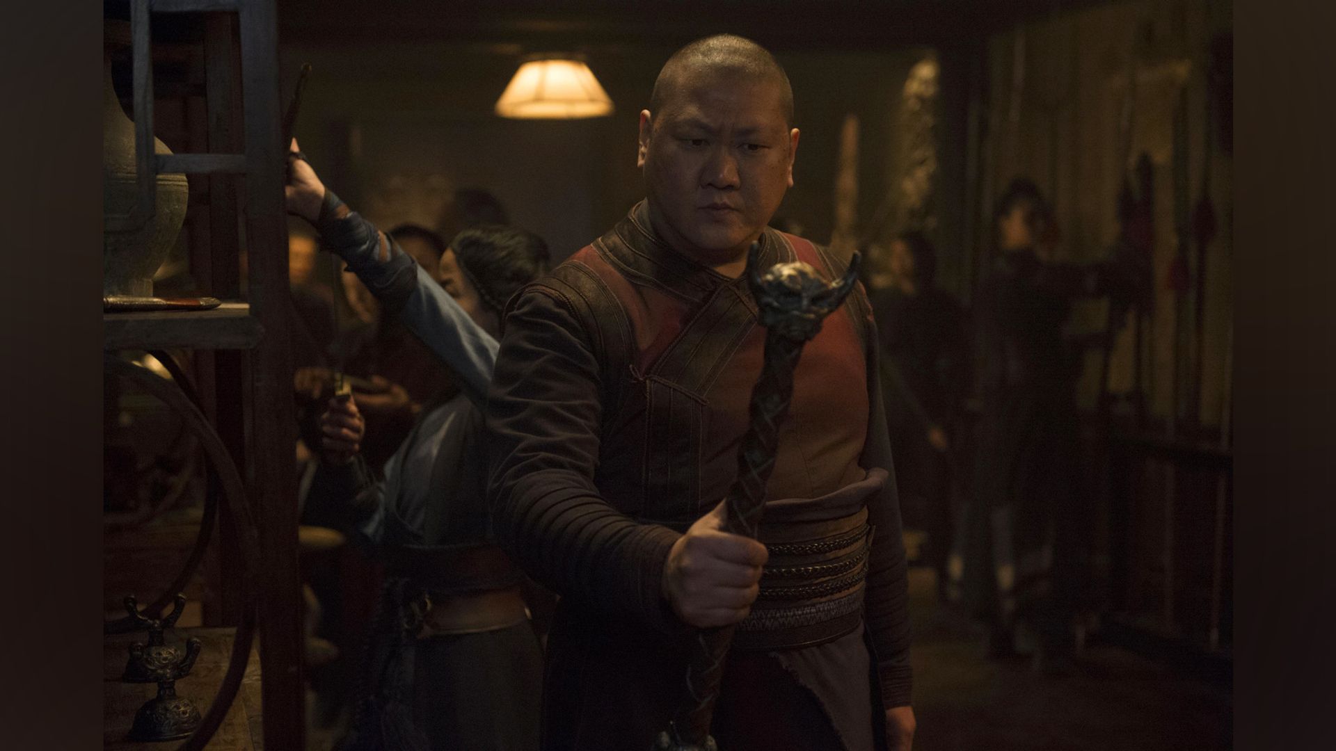 Benedict Wong como Wong