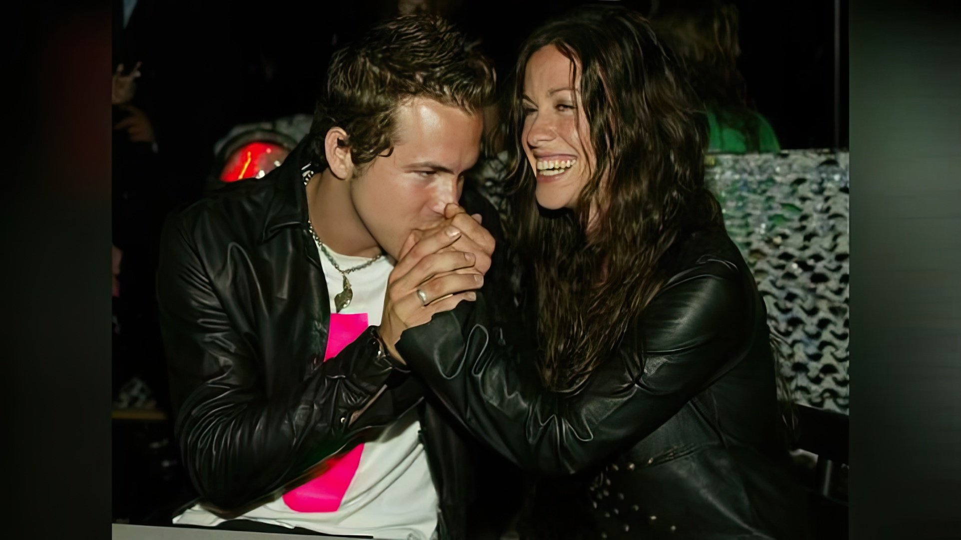 Ryan Reynolds salió con Alanis Morissette