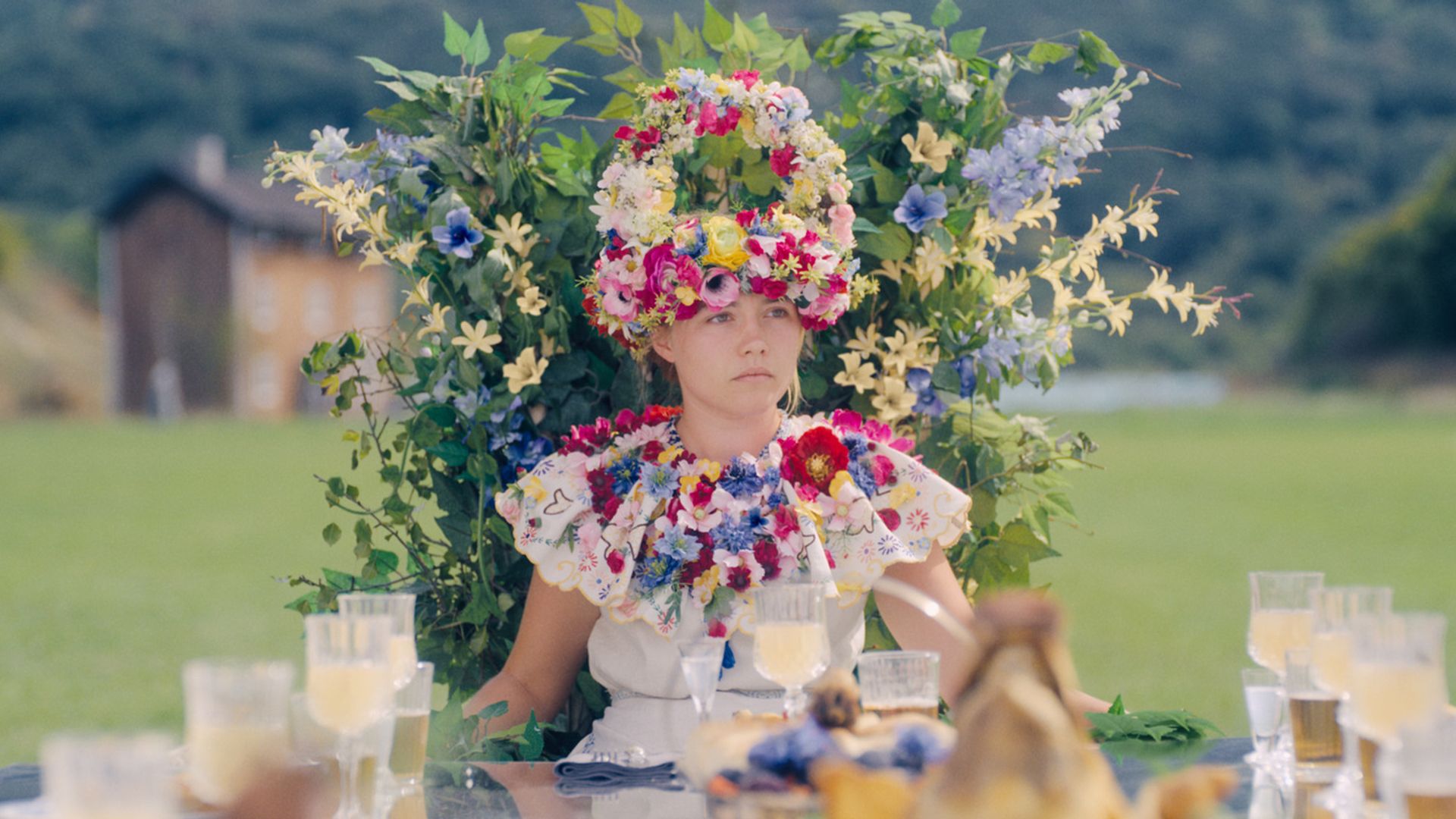 Florence Pugh en la película Midsommar