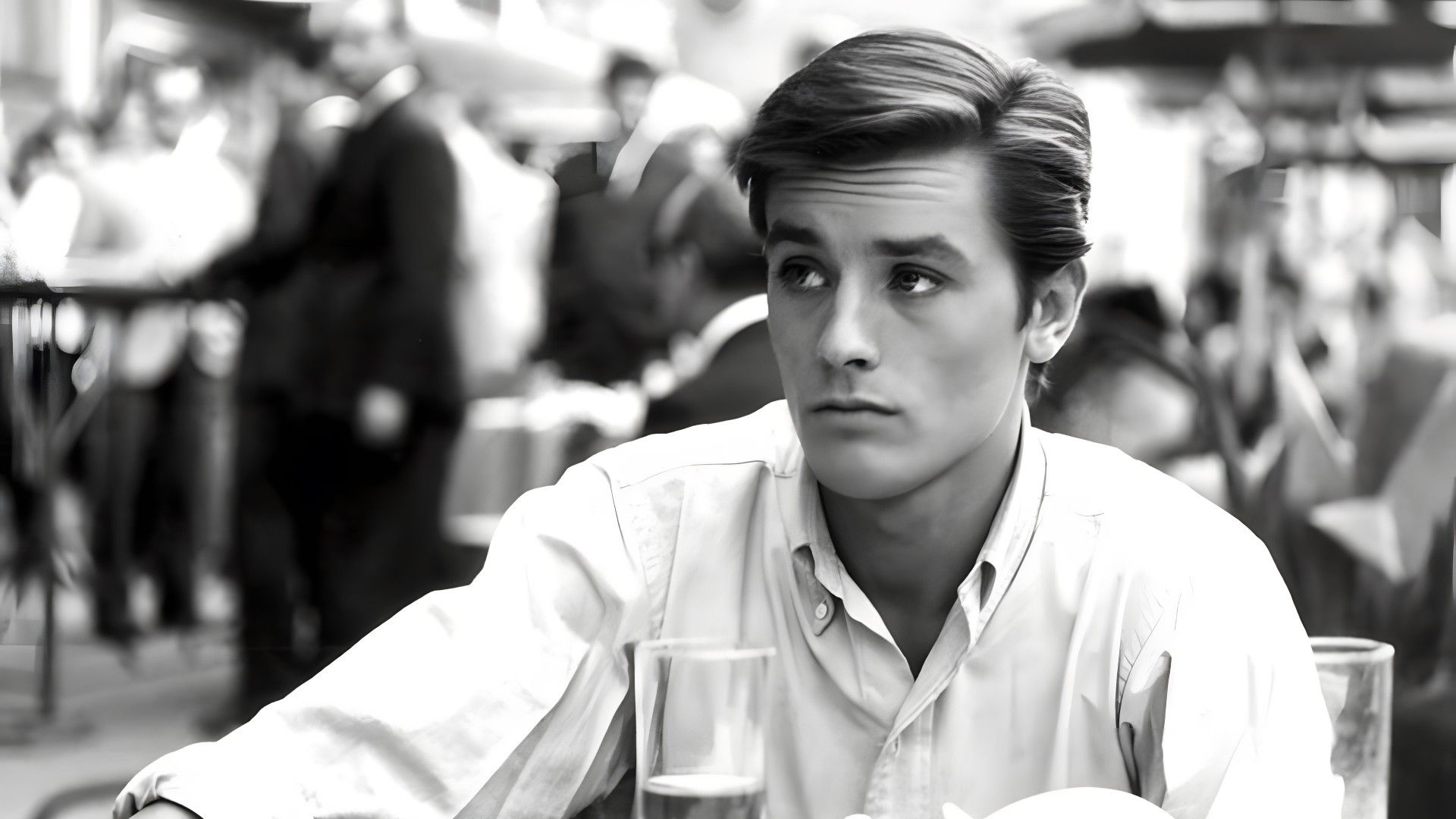 Alain Delon Nació Bajo el Signo de Escorpio