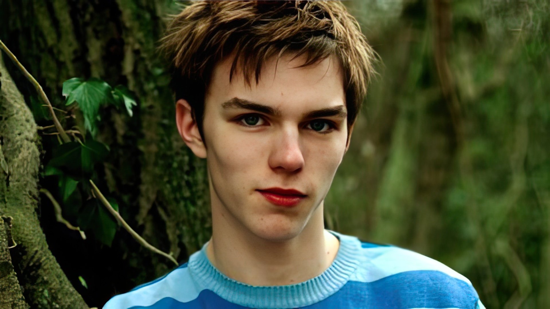 foto de Nicholas Hoult 4