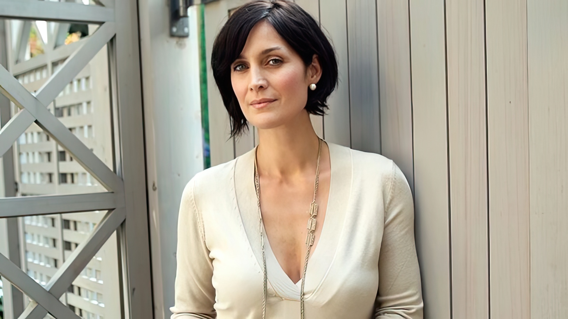 foto de Carrie-Anne Moss 1