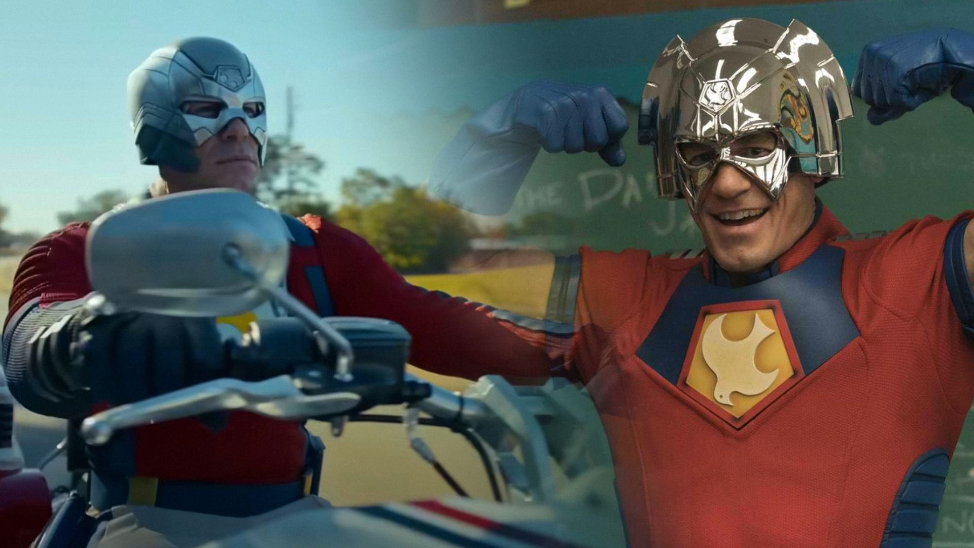 Actor John Cena con un traje de superhéroe usando un casco plateado y chaqueta roja